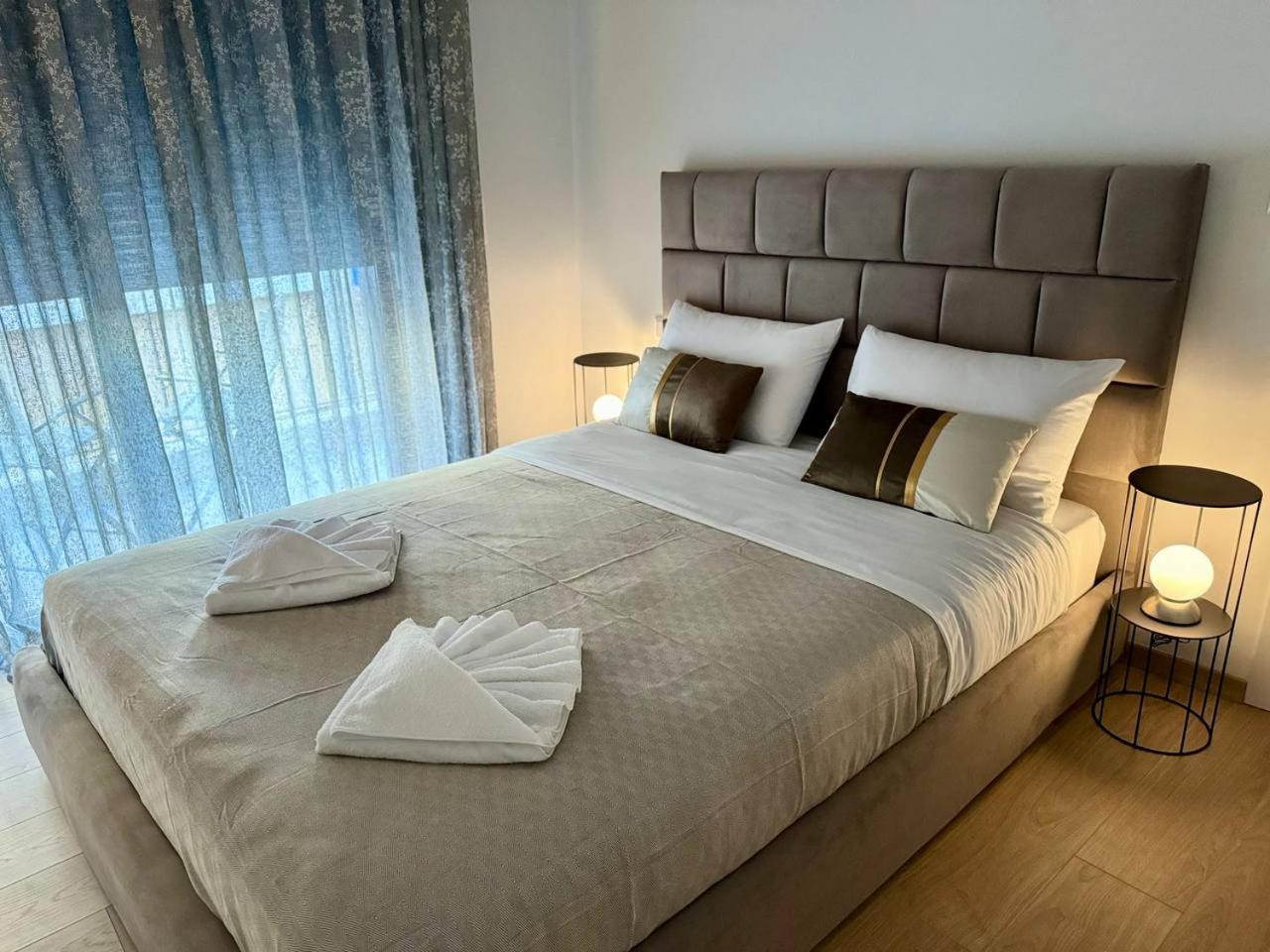 Lux Residence Ampelokipi アテネ エクステリア 写真